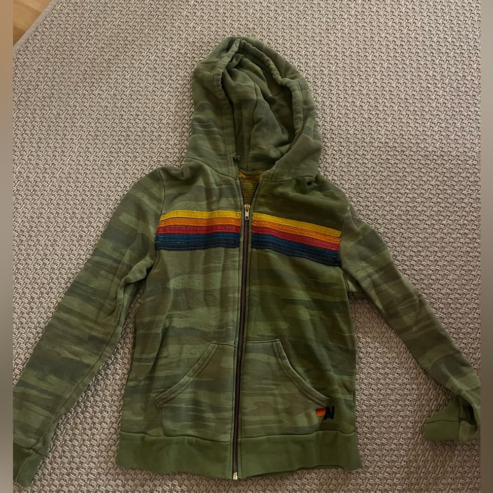 Aviator nation green camo zip up hoodie size medium good condition worn often